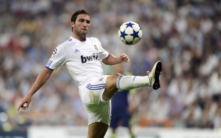 羽毛球正确的发力方法，羽毛球如何正确发力